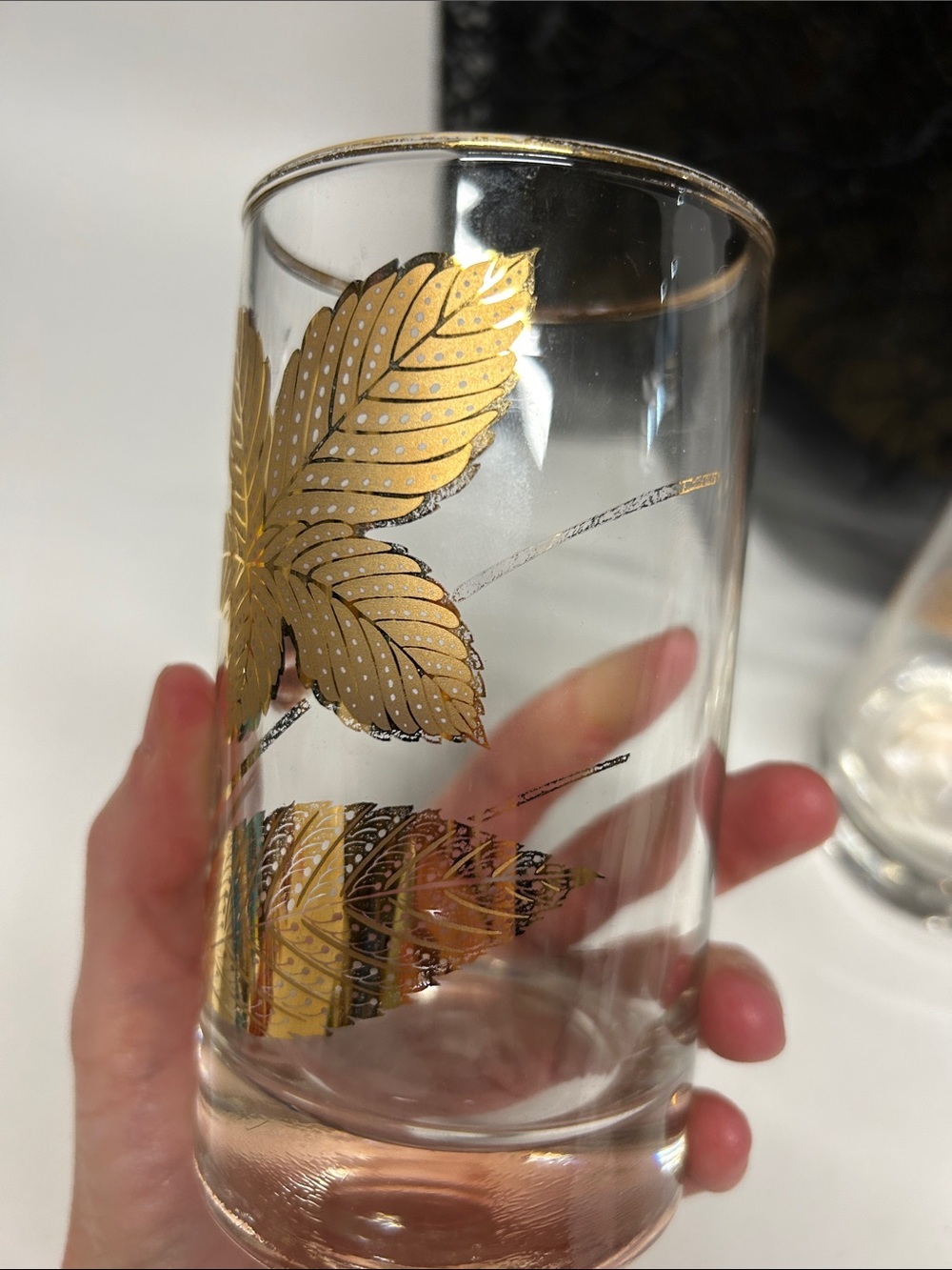 vintage Libbey "Golden Foliage" highball glasses featuring 22-karat gold leaf - Picture 5 of 5